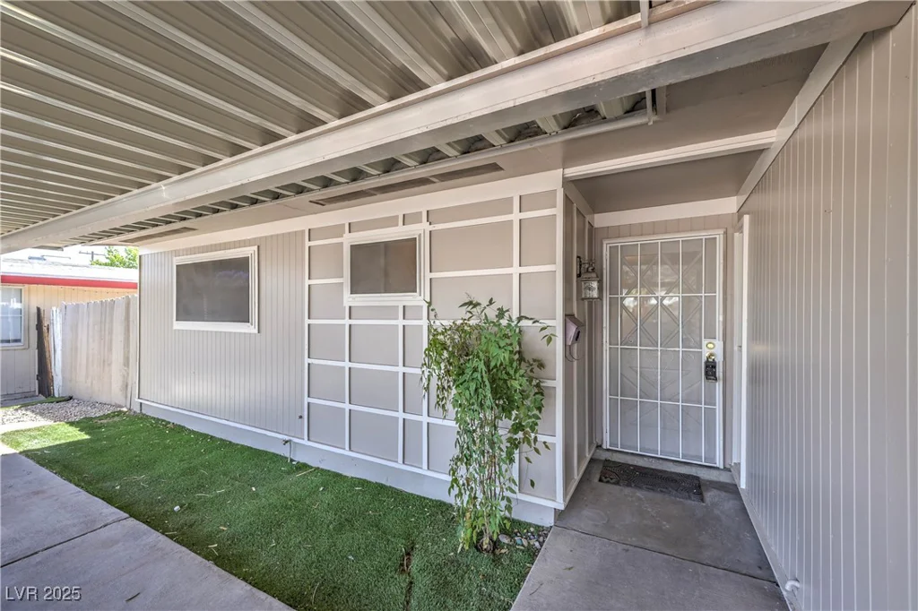 6309 Cromwell, Las Vegas, NV 89107