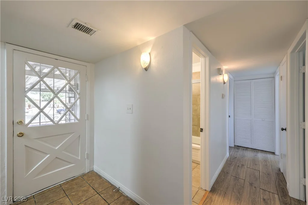 6309 Cromwell, Las Vegas, NV 89107