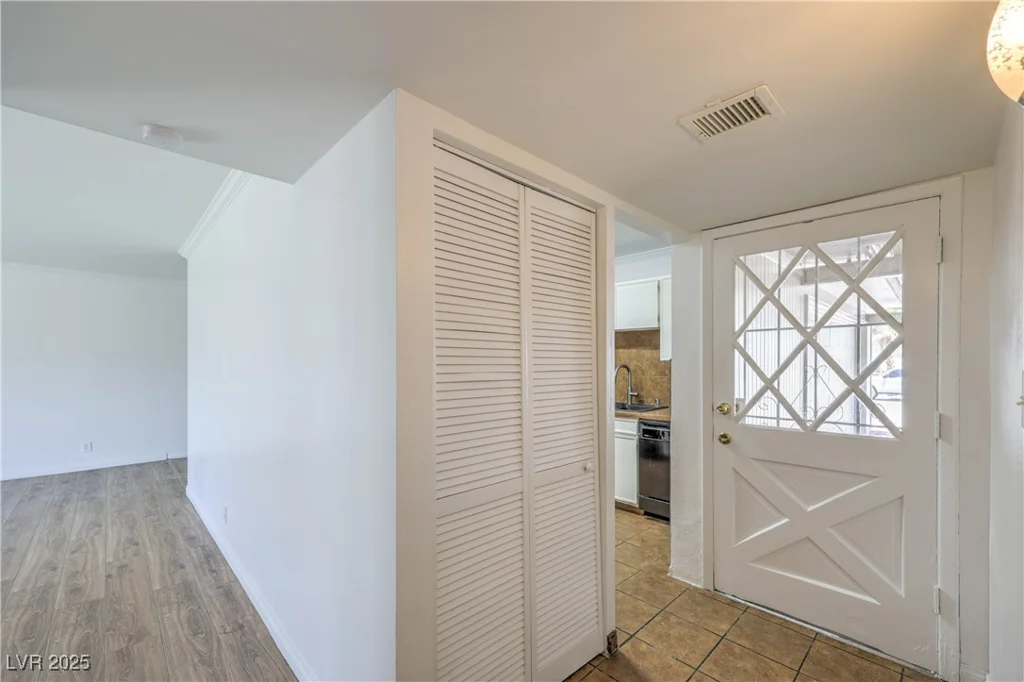 6309 Cromwell, Las Vegas, NV 89107