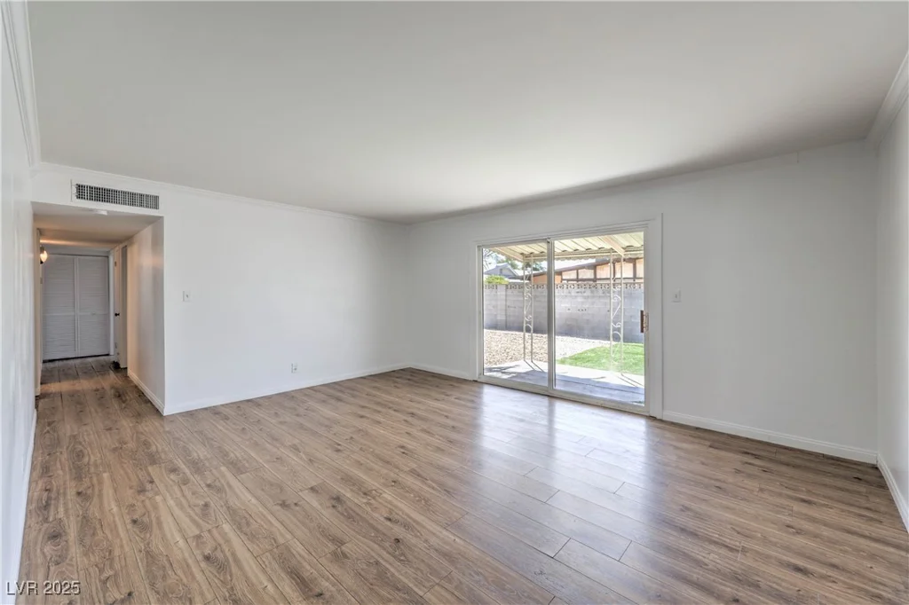 6309 Cromwell, Las Vegas, NV 89107
