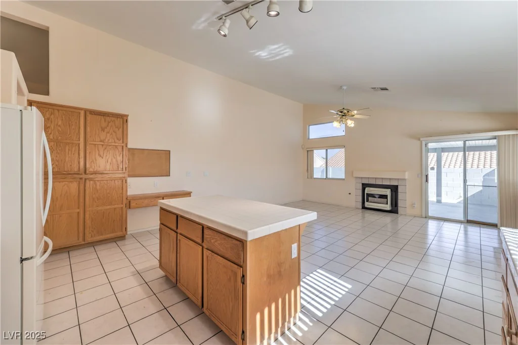 107 Grantsville, Henderson, NV 89002