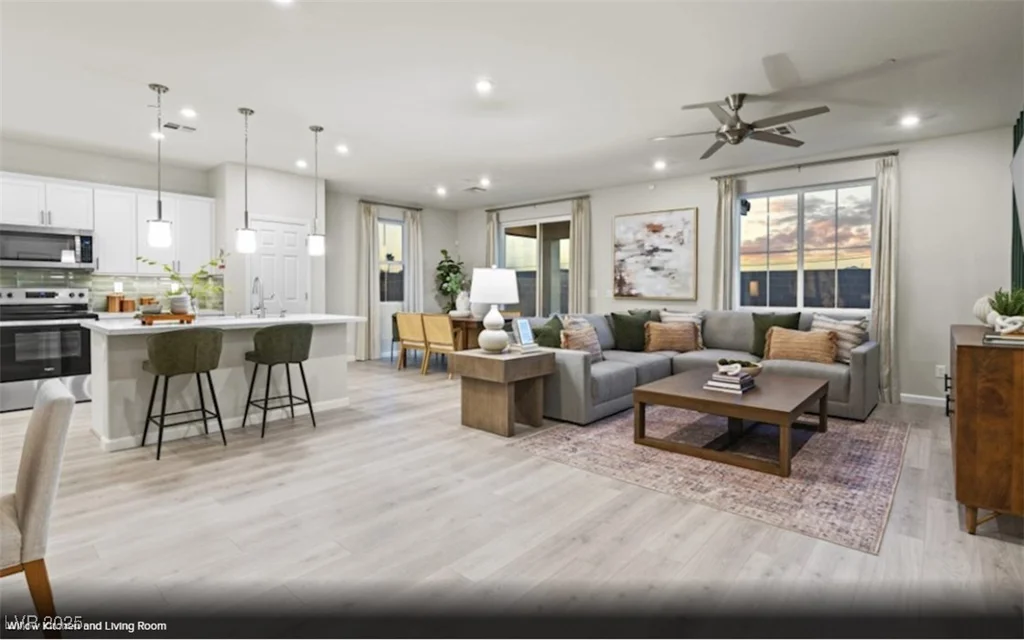 4726 Tindra, Las Vegas, NV 89121