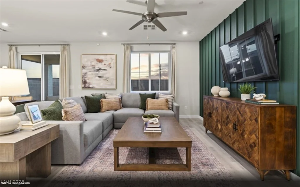 4726 Tindra, Las Vegas, NV 89121