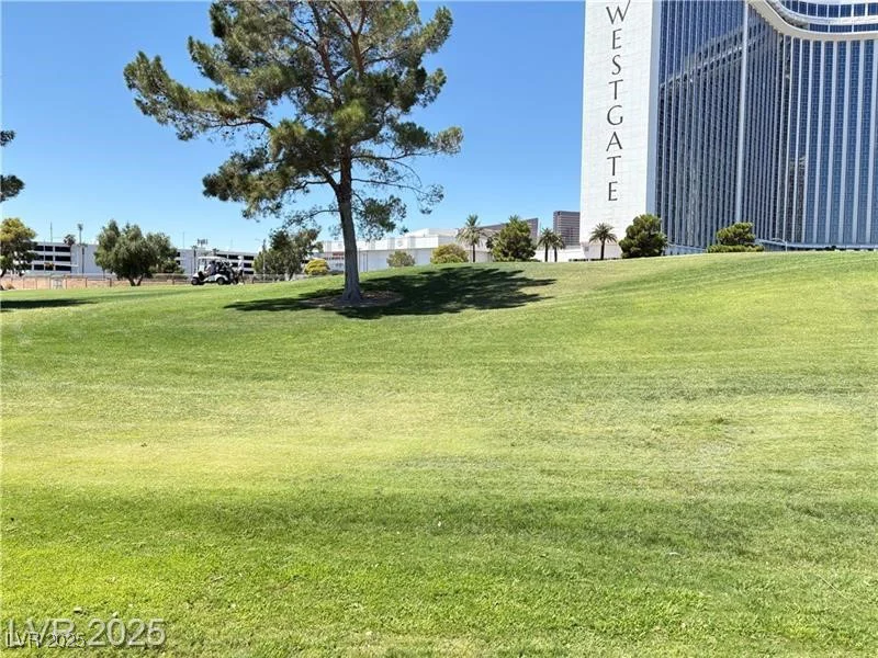 2843 Geary, Las Vegas, NV 89109