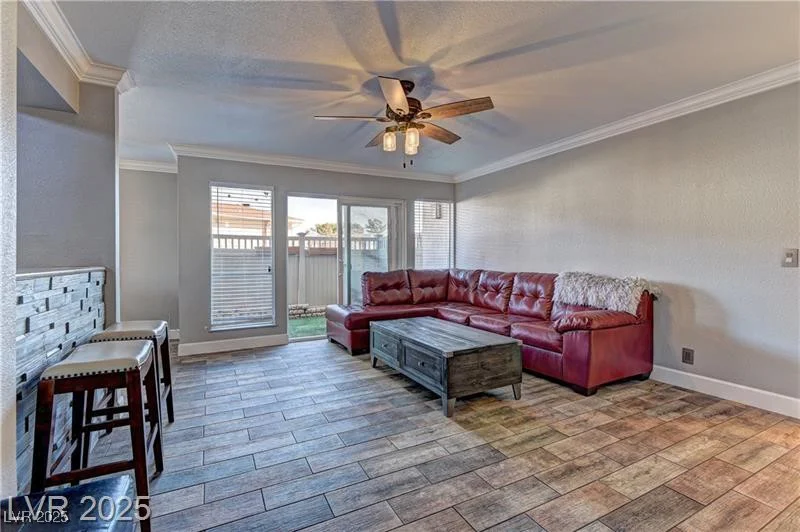 2843 Geary, Las Vegas, NV 89109