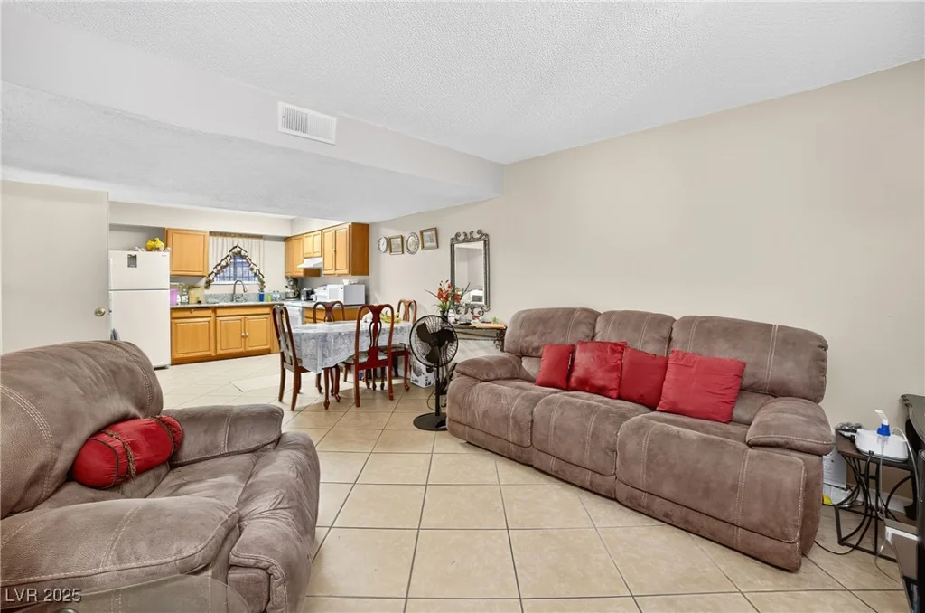 3521 Rio Robles, North Las Vegas, NV 89030