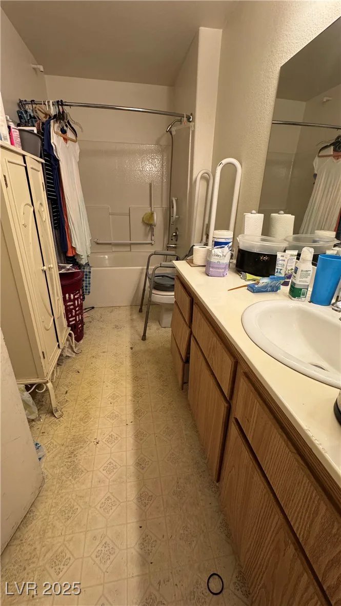 1881 Alexander, North Las Vegas, NV 89032