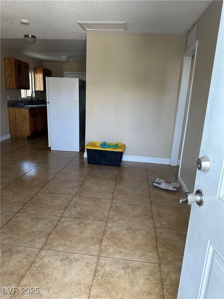 3213 Tabor, North Las Vegas, NV 89030