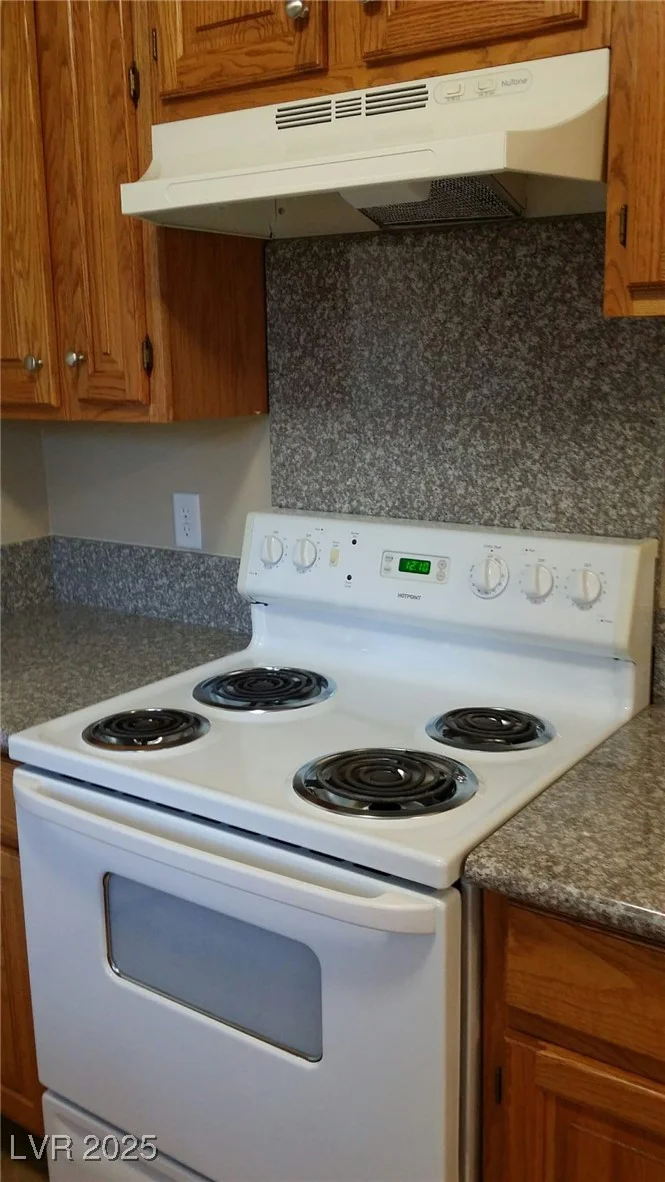 3213 Tabor, North Las Vegas, NV 89030