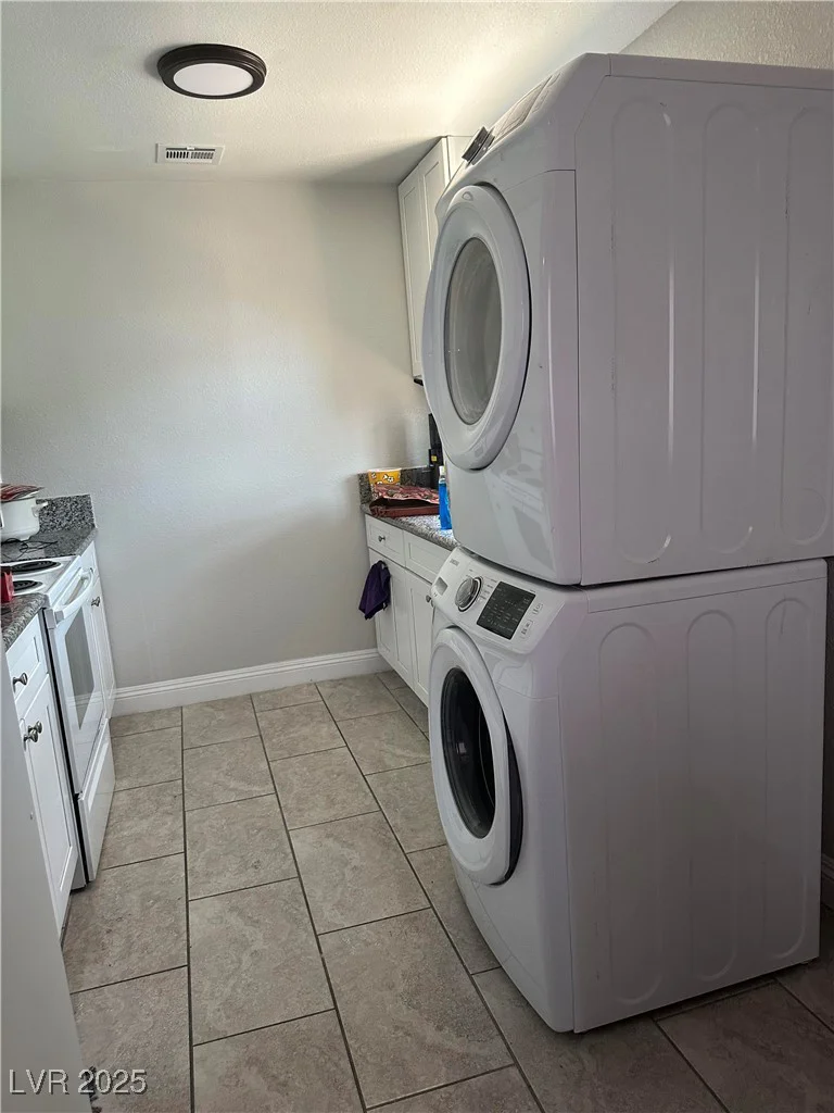 3213 Tabor, North Las Vegas, NV 89030