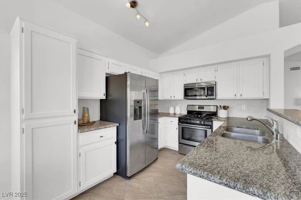 3448 Kapalua Bay, Las Vegas, NV 89129