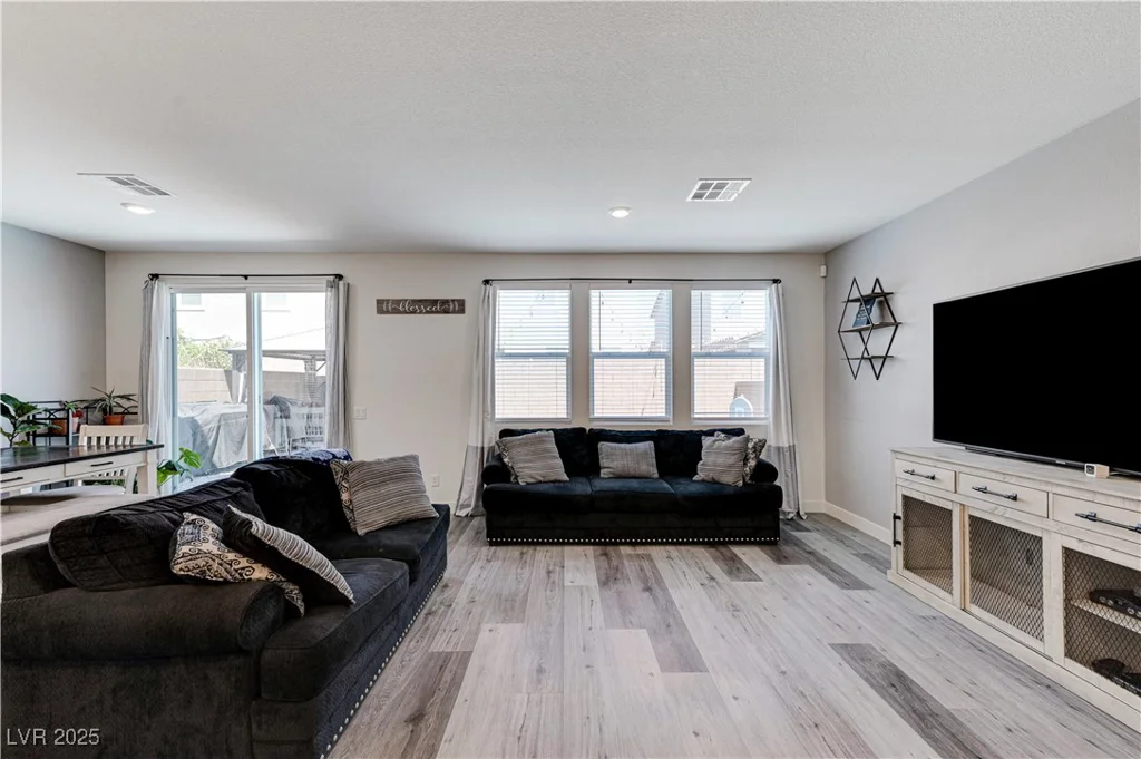 1230 Indigo Bluff, North Las Vegas, NV 89084
