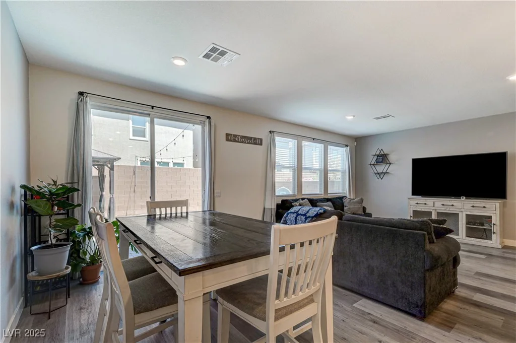 1230 Indigo Bluff, North Las Vegas, NV 89084