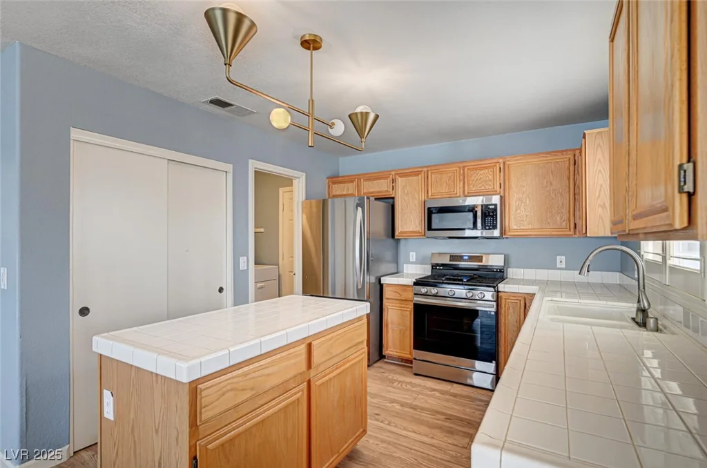 5575 Olympic Spirit, Las Vegas, NV 89113