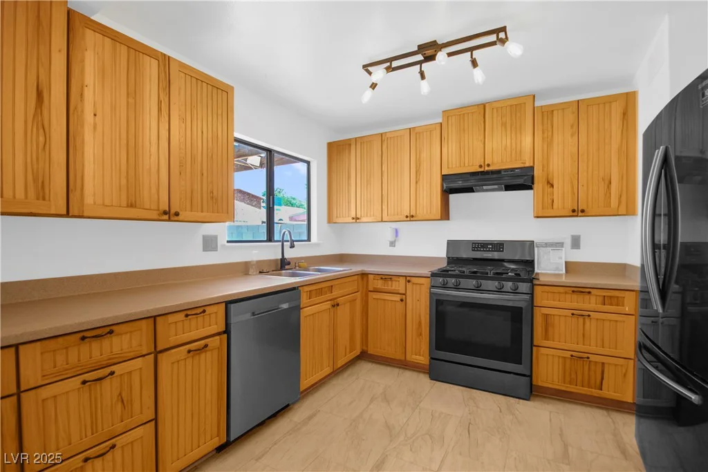 1338 Labrador, Las Vegas, NV 89142