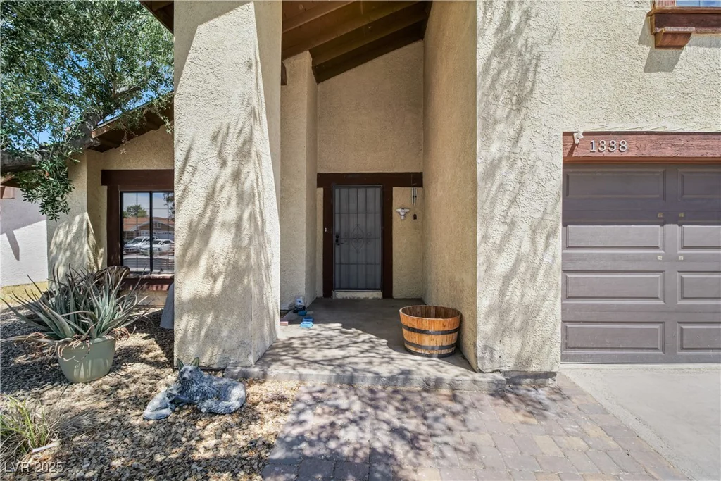 1338 Labrador, Las Vegas, NV 89142