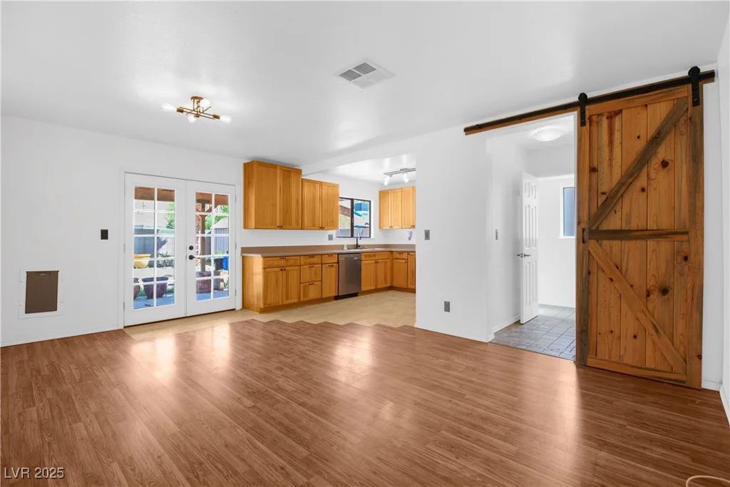 1338 Labrador, Las Vegas, NV 89142