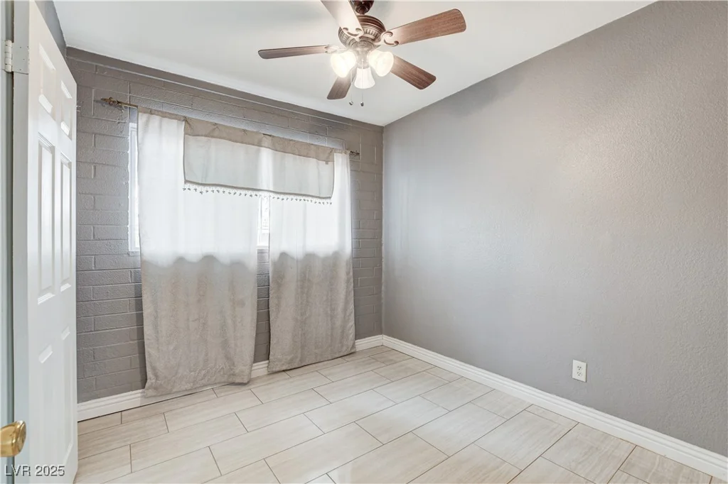 1600 Piper, North Las Vegas, NV 89030