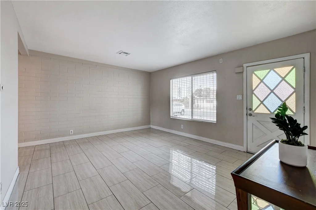 1600 Piper, North Las Vegas, NV 89030