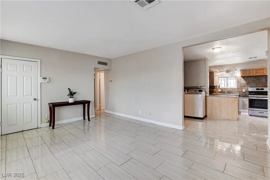 1600 Piper, North Las Vegas, NV 89030