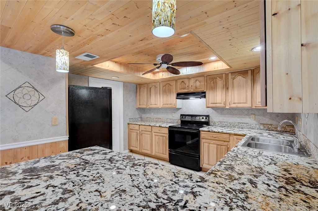 608 Sea Pines, Las Vegas, NV 89107