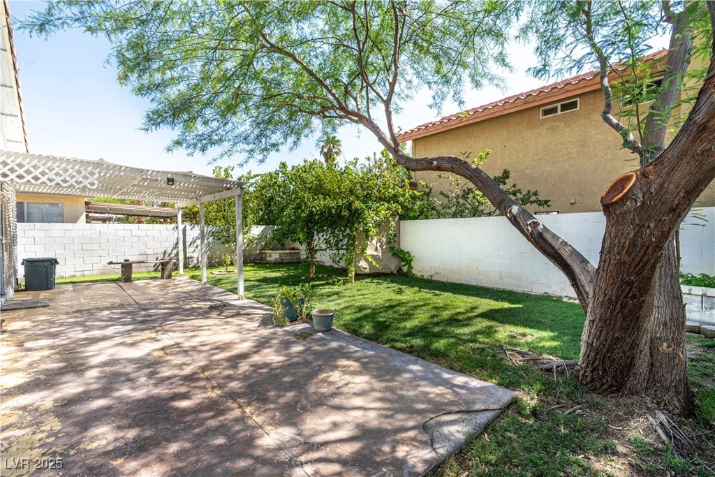 4812 Farlington, Las Vegas, NV 89147