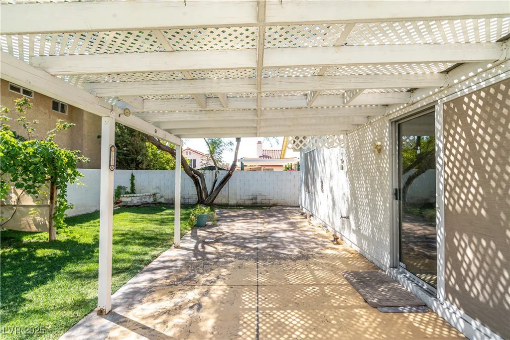 4812 Farlington, Las Vegas, NV 89147