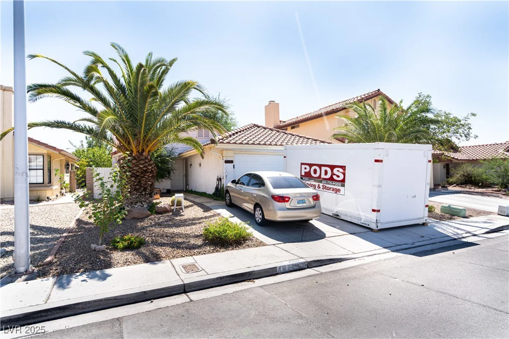 4812 Farlington, Las Vegas, NV 89147