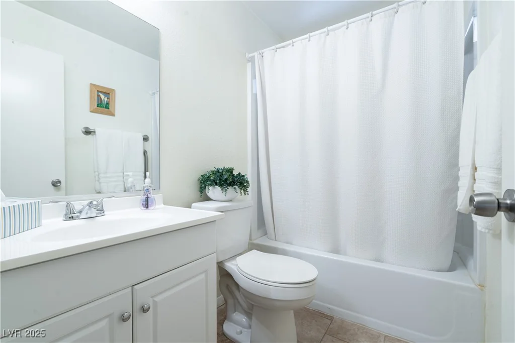 4812 Farlington, Las Vegas, NV 89147