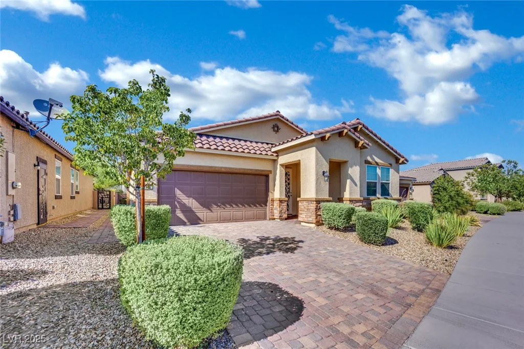 118 Scarlett View, North Las Vegas, NV 89031