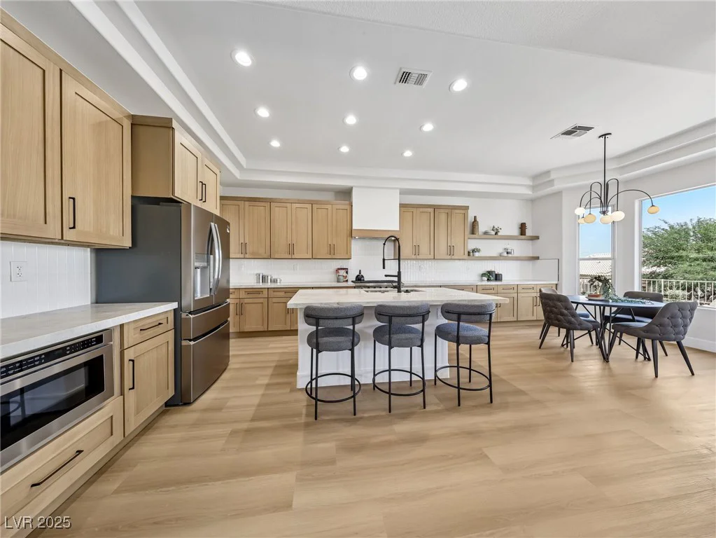 11028 Mission Lakes, Las Vegas, NV 89134