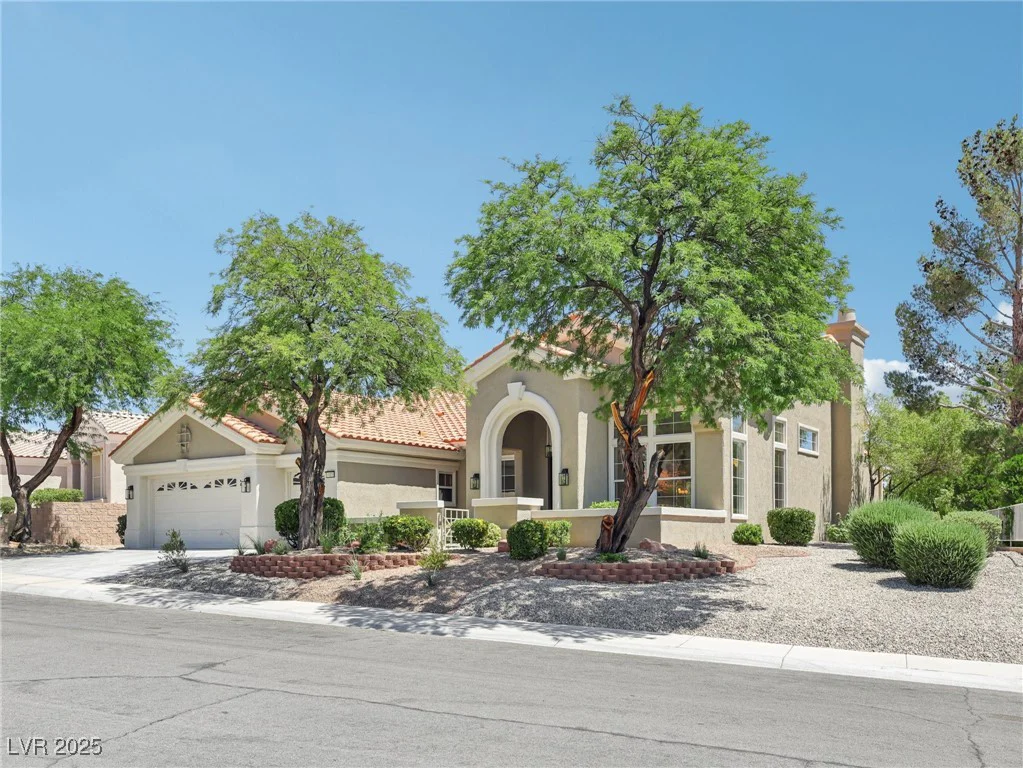 11028 Mission Lakes, Las Vegas, NV 89134