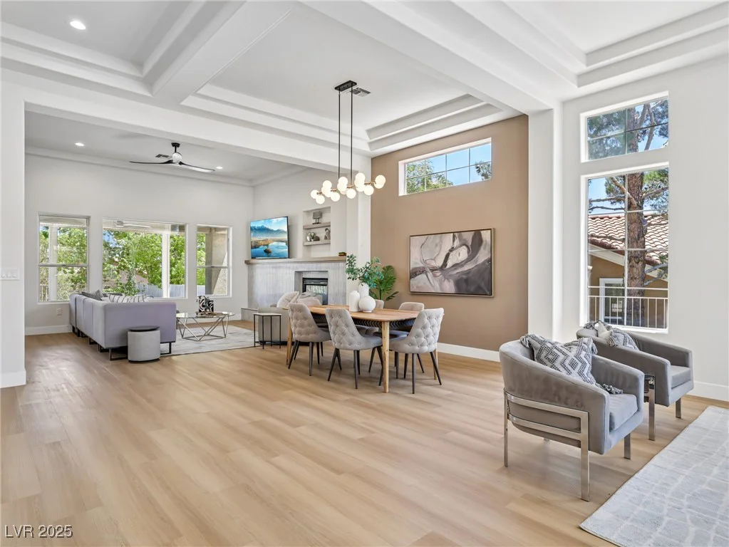 11028 Mission Lakes, Las Vegas, NV 89134