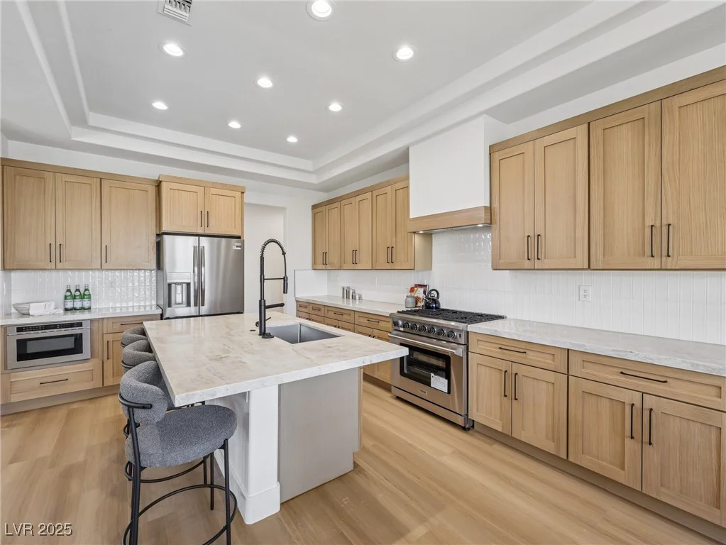 11028 Mission Lakes, Las Vegas, NV 89134