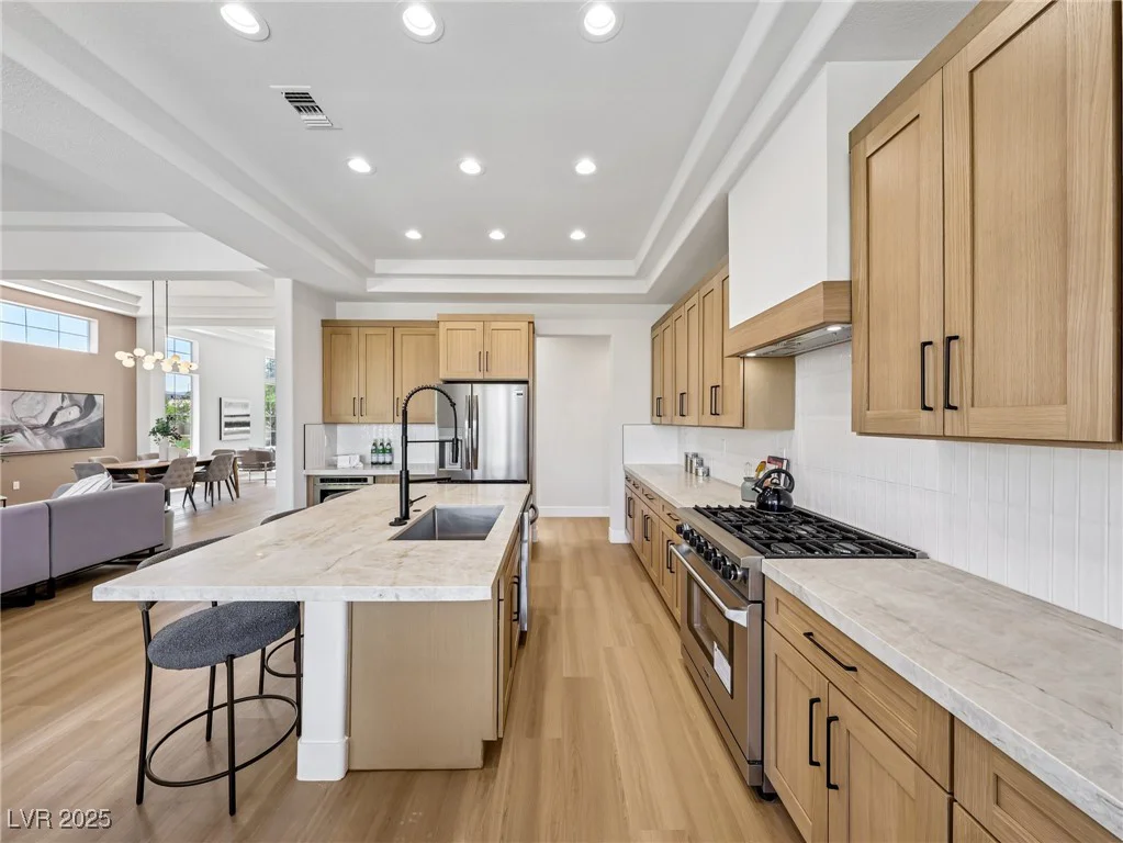 11028 Mission Lakes, Las Vegas, NV 89134
