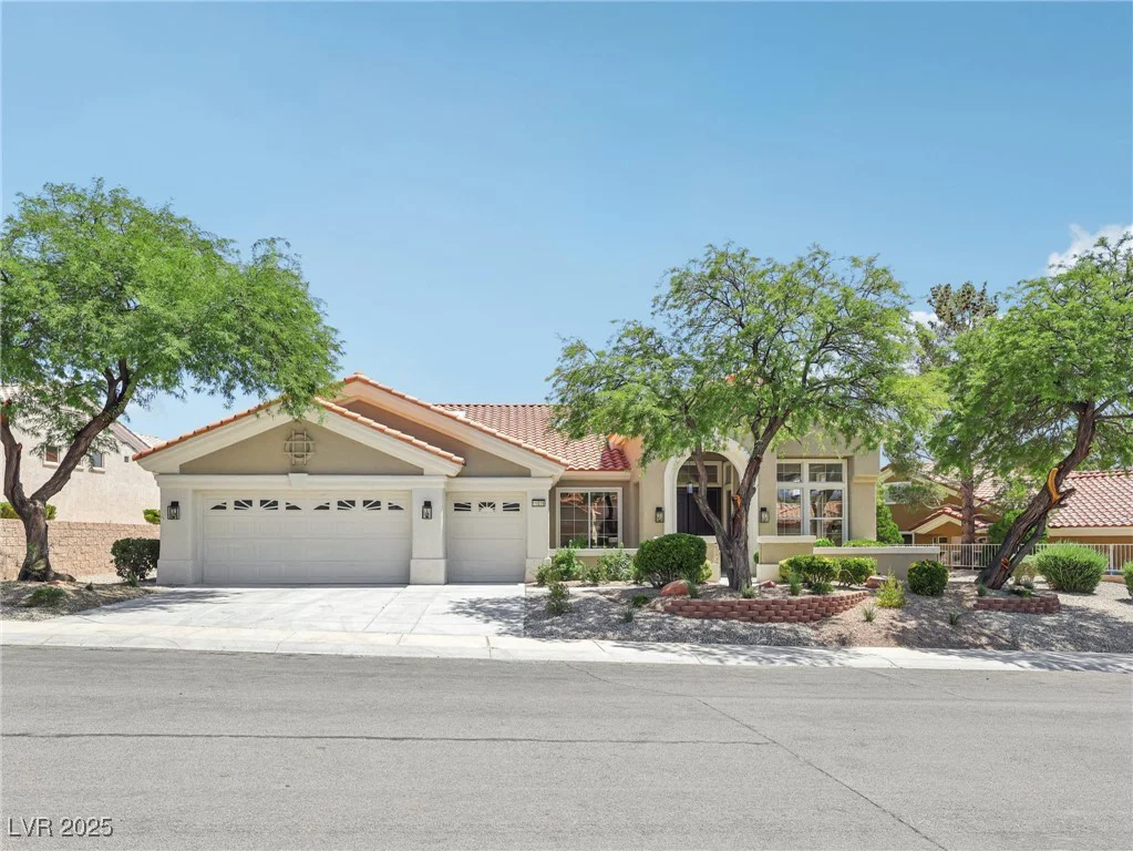 11028 Mission Lakes, Las Vegas, NV 89134