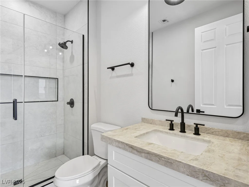 11028 Mission Lakes, Las Vegas, NV 89134
