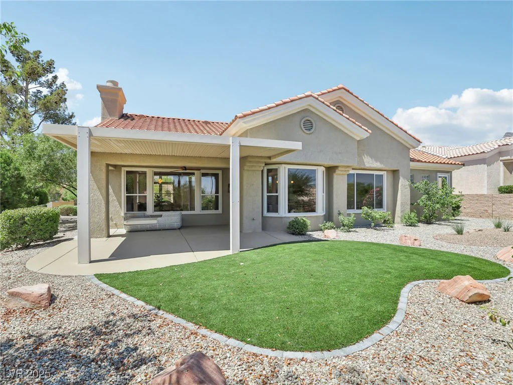 11028 Mission Lakes, Las Vegas, NV 89134
