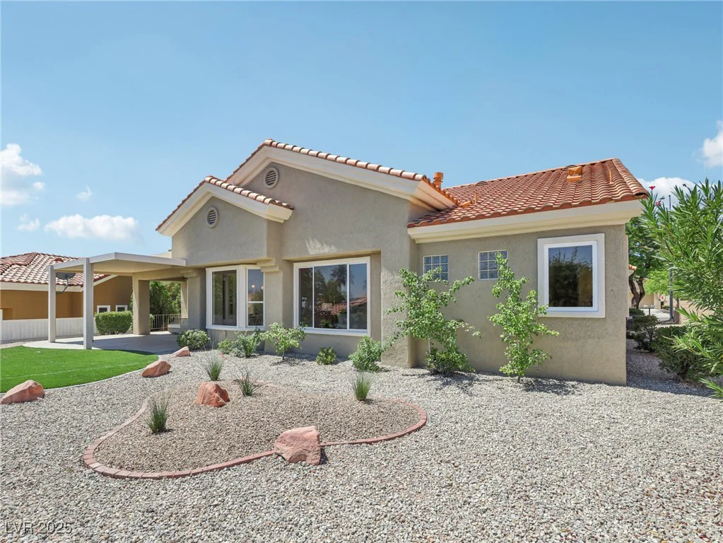 11028 Mission Lakes, Las Vegas, NV 89134