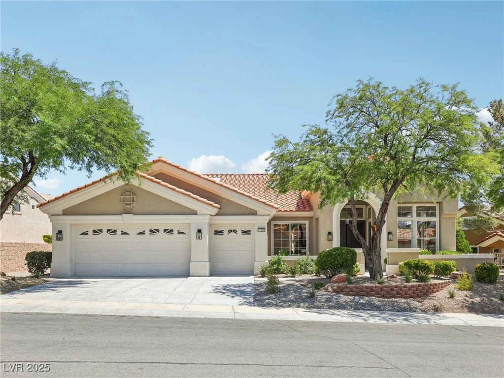 11028 Mission Lakes, Las Vegas, NV 89134