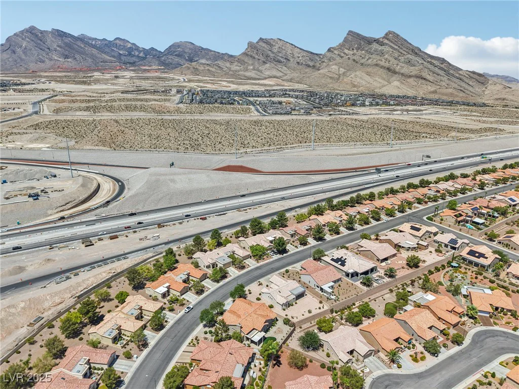 11028 Mission Lakes, Las Vegas, NV 89134