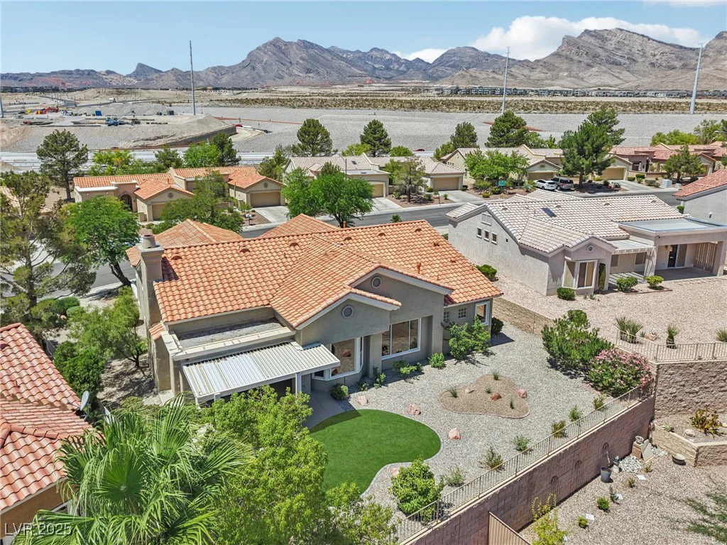 11028 Mission Lakes, Las Vegas, NV 89134