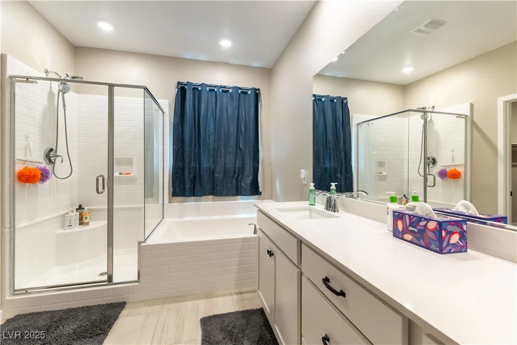9727 Dune River, Las Vegas, NV 89178