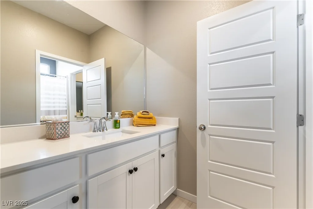 9727 Dune River, Las Vegas, NV 89178