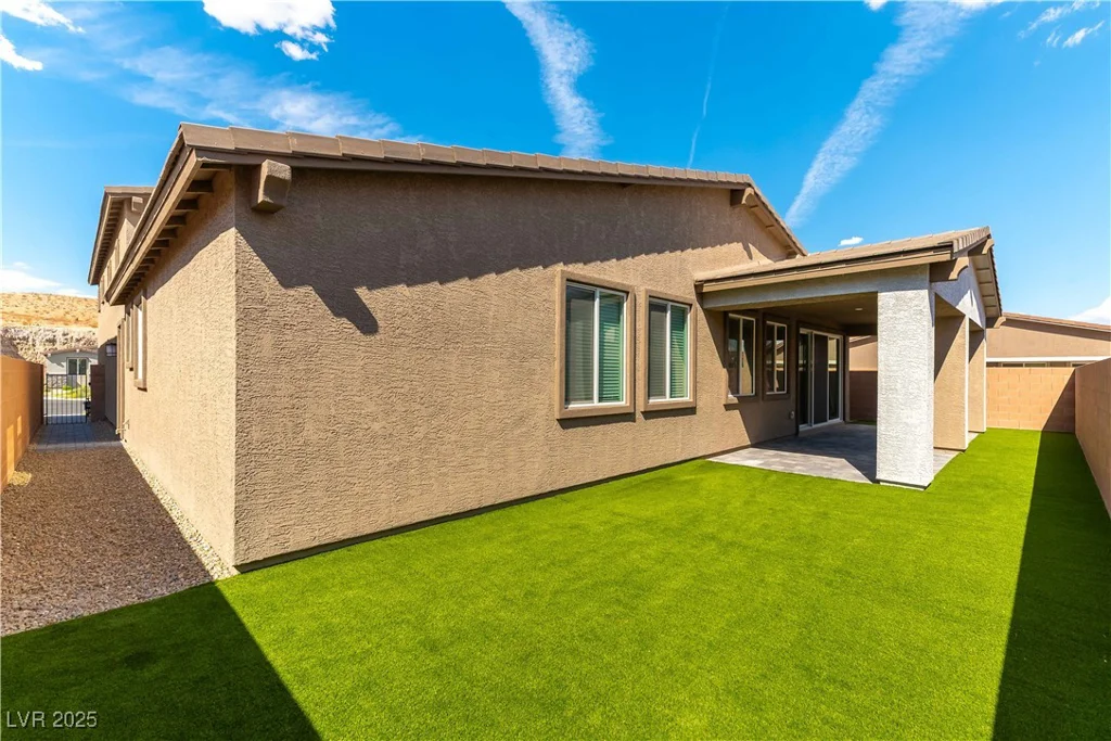 9727 Dune River, Las Vegas, NV 89178