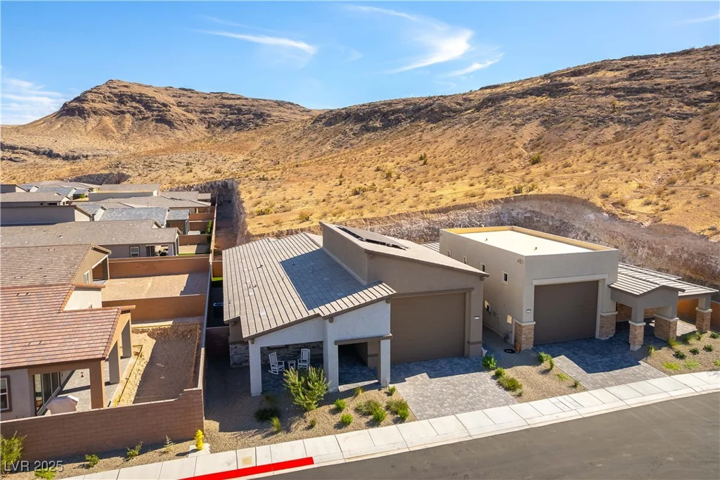 9727 Dune River, Las Vegas, NV 89178