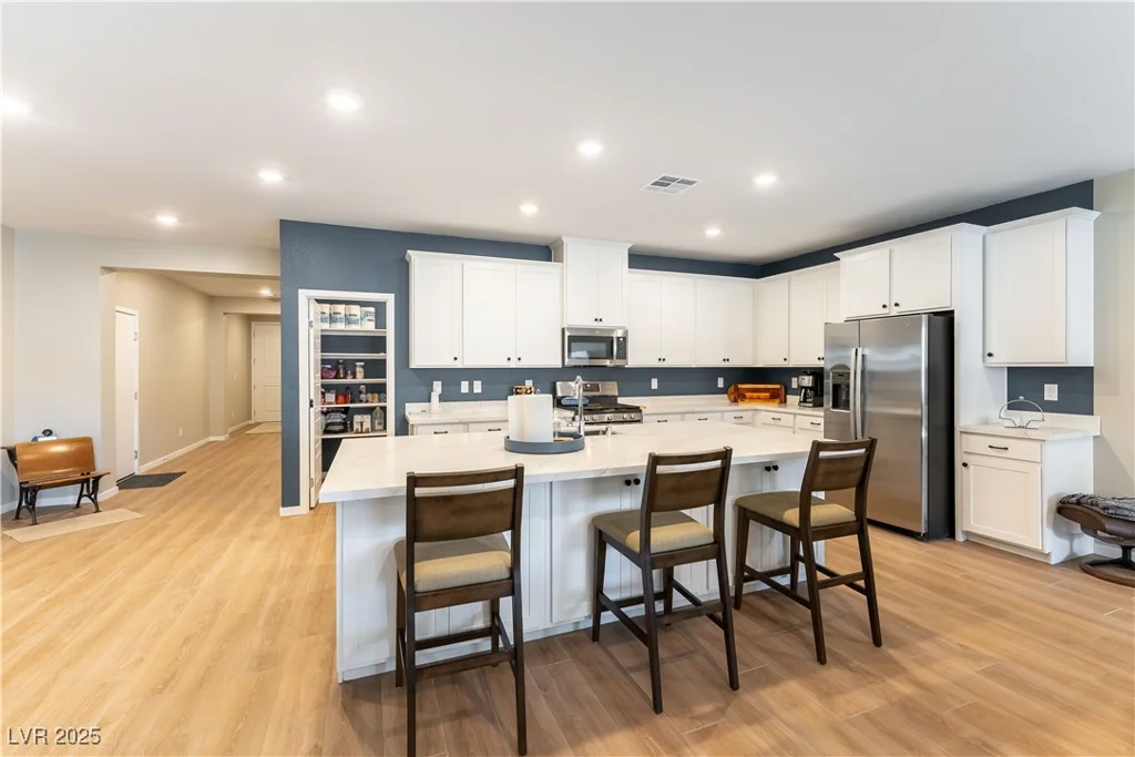 9727 Dune River, Las Vegas, NV 89178