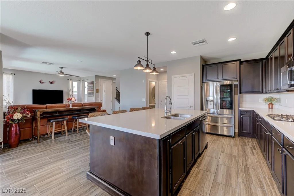 12502 Dolan Point, Las Vegas, NV 89138