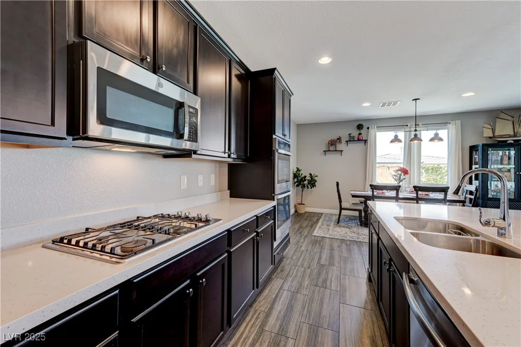 12502 Dolan Point, Las Vegas, NV 89138
