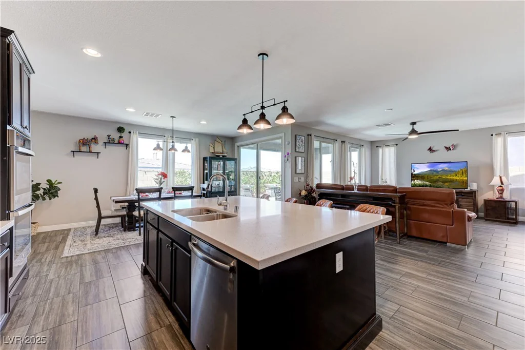 12502 Dolan Point, Las Vegas, NV 89138
